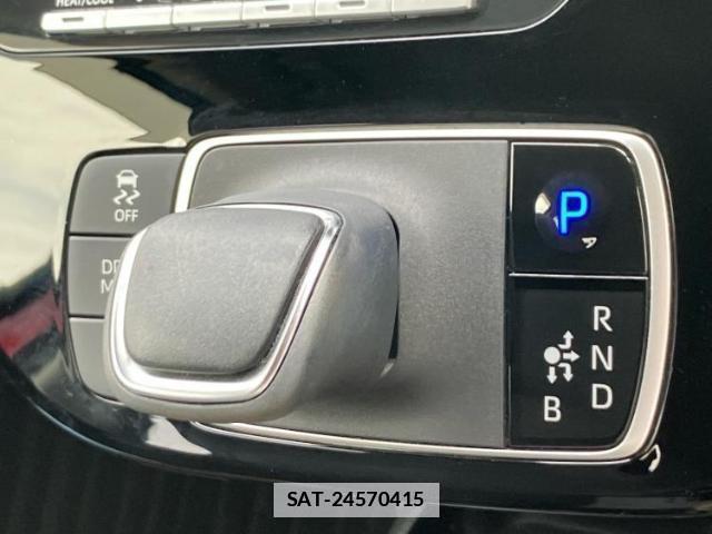 Toyota AQUA 2021-08 7822007-15