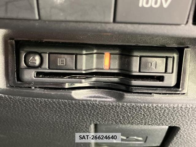Toyota AQUA 2024-02 7822019-17
