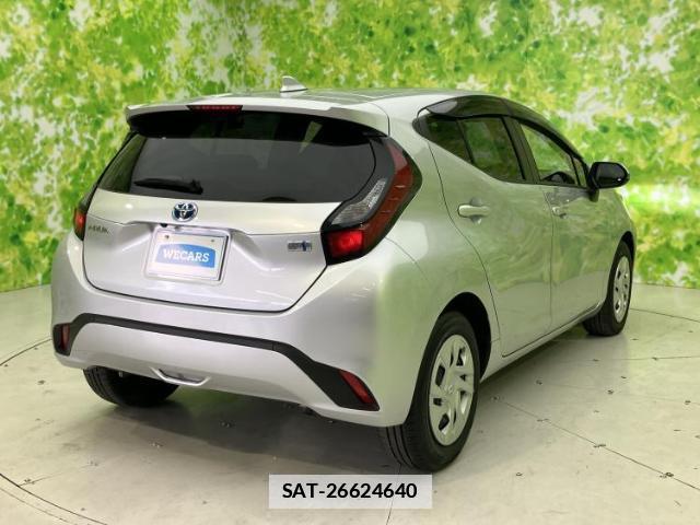 Toyota AQUA 2024-02 7822019-2