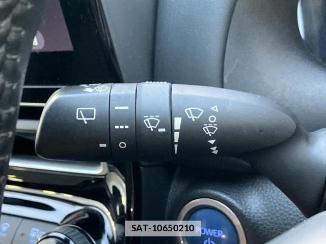 Toyota AQUA 2022-12 7822150-14