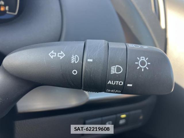 Toyota AQUA 2024-10 7822157-14