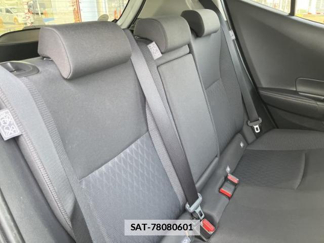 Toyota AQUA 2023-04 7822295-4