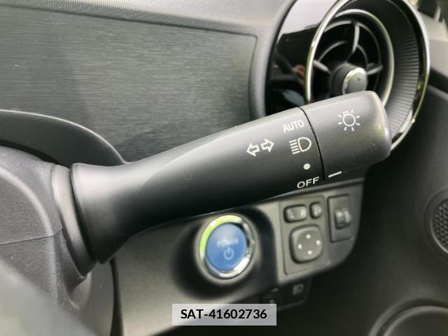 Toyota AQUA 2020-11 7822454-15
