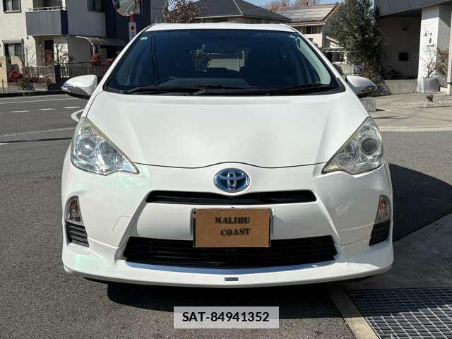 Toyota AQUA 2012-07 7822659-16