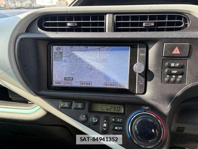Toyota AQUA 2012-07 7822659-9