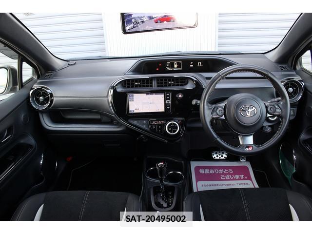 Toyota AQUA 2018-05 7822912-4