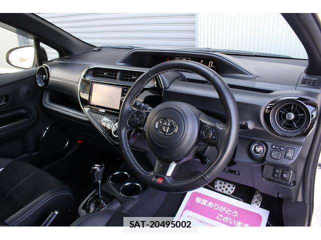 Toyota AQUA 2018-05 7822912-5