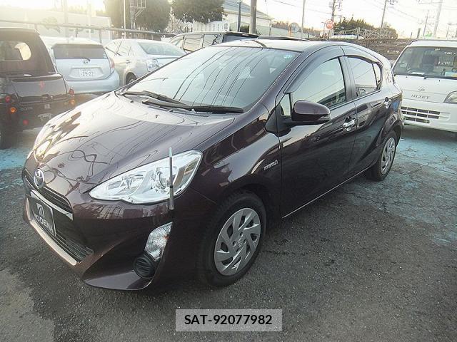 Toyota AQUA 2016-07 7823343-0