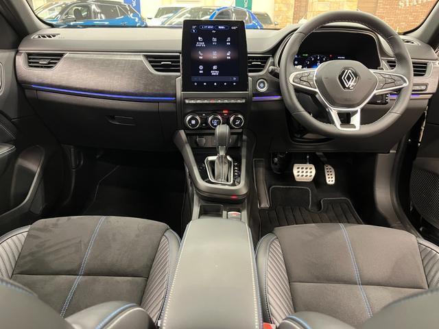 Renault Arkana 2024-10 7812446-2
