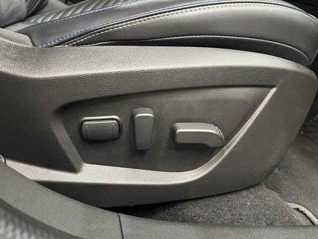Renault Arkana 2024-10 7812446-9
