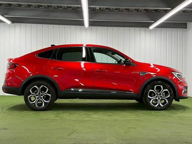Renault Arkana 2025-03 7823236-14