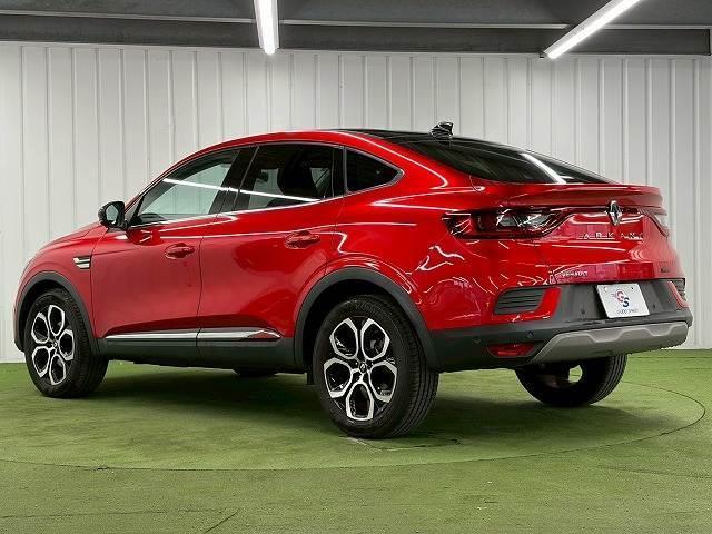 Renault Arkana 2025-03 7823236-16