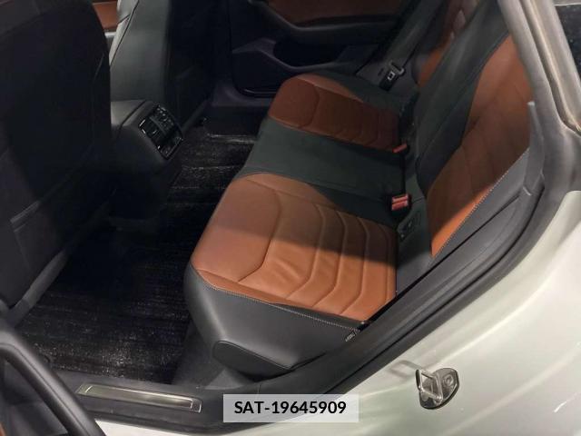 VolksWagen ARTEON 2019-04 7811461-6