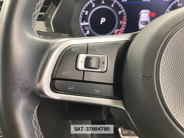 VolksWagen ARTEON 2018-09 7811993-5