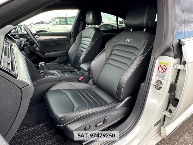 VolksWagen ARTEON 2019-04 7818614-12