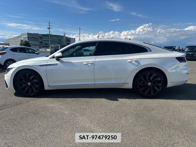 VolksWagen ARTEON 2019-04 7818614-6