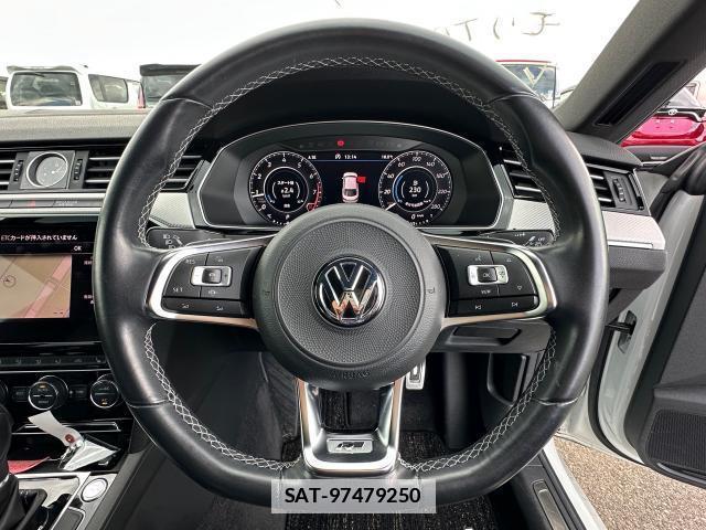 VolksWagen ARTEON 2019-04 7818614-8