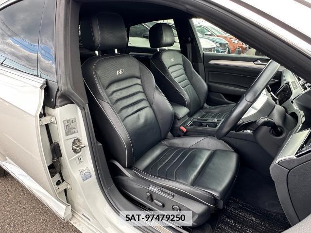 VolksWagen ARTEON 2019-04 7818614-9