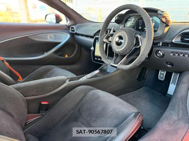 McLaren Artura 2023-10 7823255-10