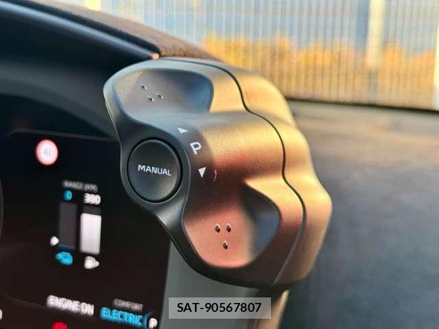 McLaren Artura 2023-10 7823255-17