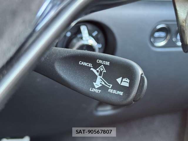 McLaren Artura 2023-10 7823255-19