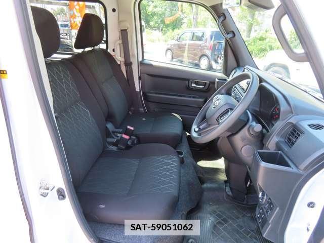 Daihatsu ATRAI 2024-06 7818676-15