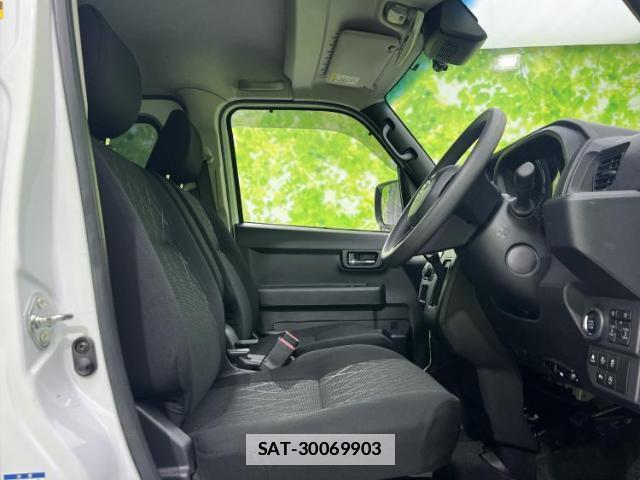 Daihatsu ATRAI 2022-10 7821350-3