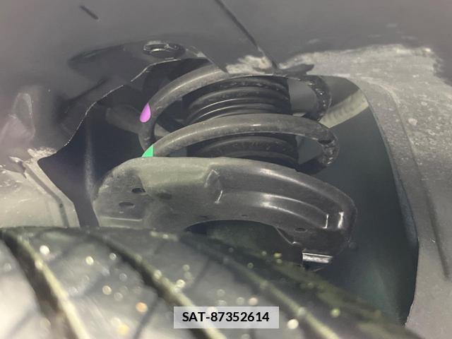 Nissan AURA 2021-10 7816755-19