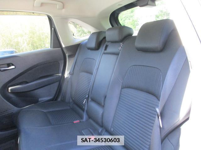Nissan AURA 2023-02 7819627-16