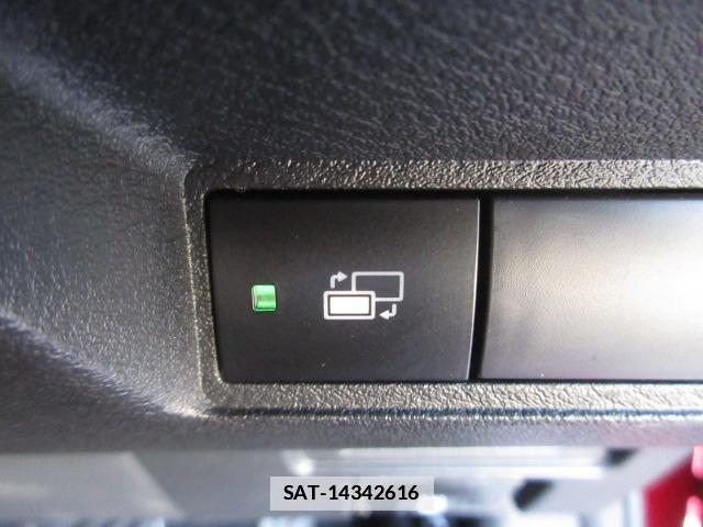 Nissan AURA 2021-11 7820522-12