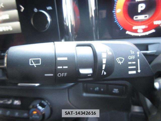 Nissan AURA 2021-11 7820522-15