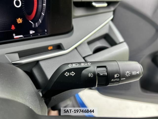 Nissan AURA 2022-07 7821510-16