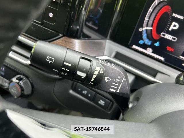 Nissan AURA 2022-07 7821510-17