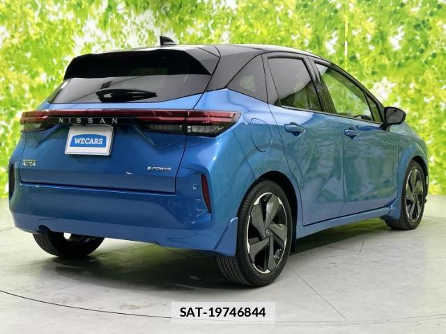 Nissan AURA 2022-07 7821510-2