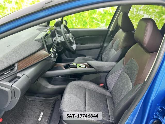 Nissan AURA 2022-07 7821510-5