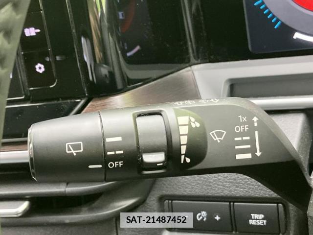 Nissan AURA 2022-04 7821763-15