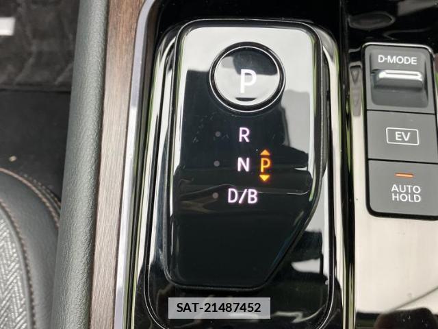 Nissan AURA 2022-04 7821763-16