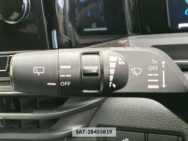 Nissan AURA 2022-11 7822398-16