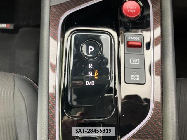 Nissan AURA 2022-11 7822398-17