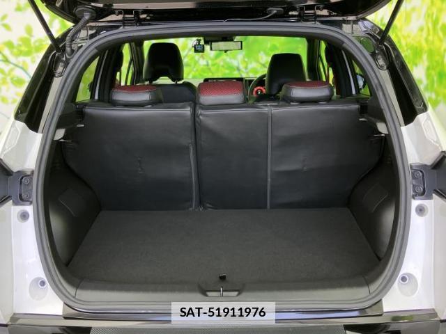 Nissan AURA 2022-01 7822574-7