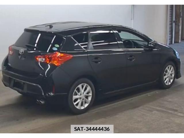 Toyota AURIS 2013-12 7811415-5
