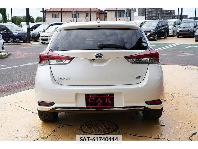 Toyota AURIS 2016-06 7815787-18