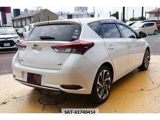 Toyota AURIS 2016-06 7815787-2