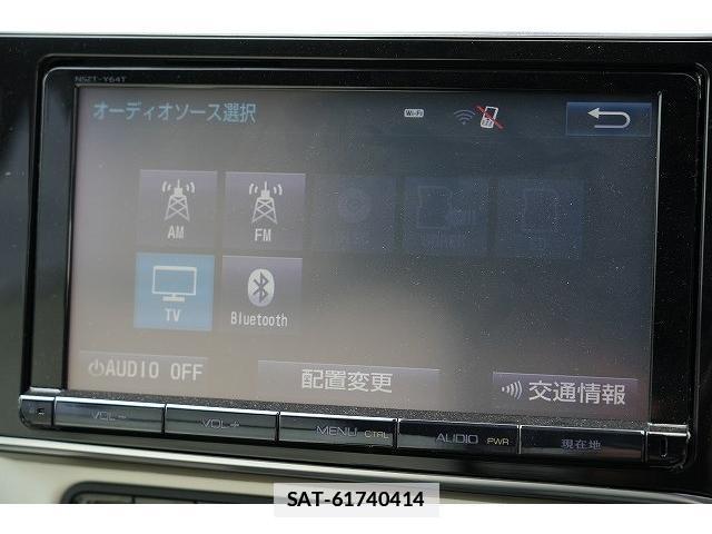 Toyota AURIS 2016-06 7815787-6