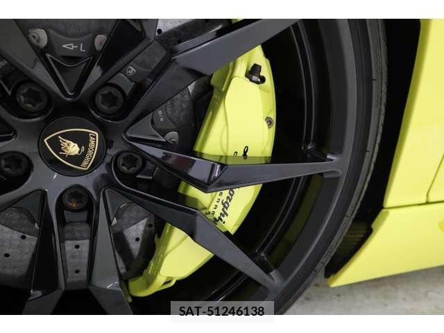 Lamborghini Aventador 2014-10 7817019-11