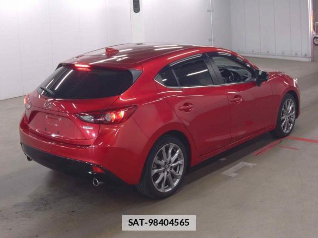 Mazda AXELA SPORT 2015-04 7816136-3