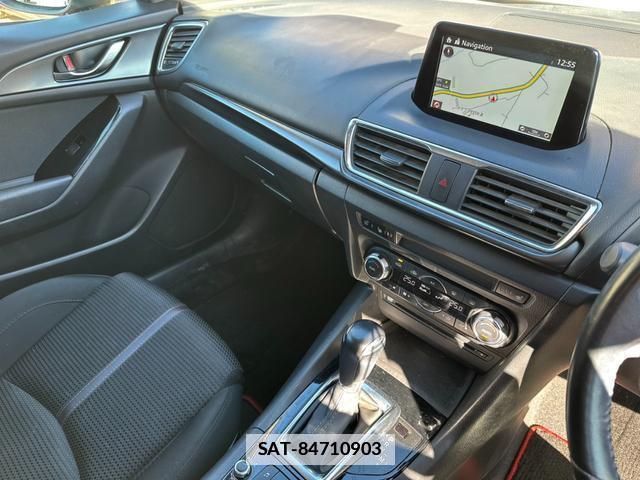 Mazda AXELA SPORT 2017-02 7819731-14