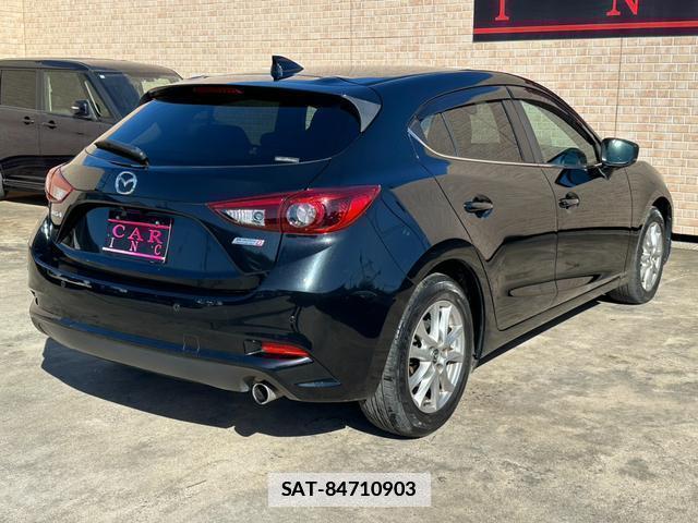 Mazda AXELA SPORT 2017-02 7819731-2