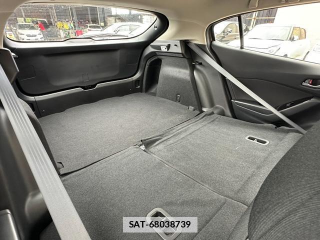 Mazda AXELA SPORT 2018-02 7819780-9