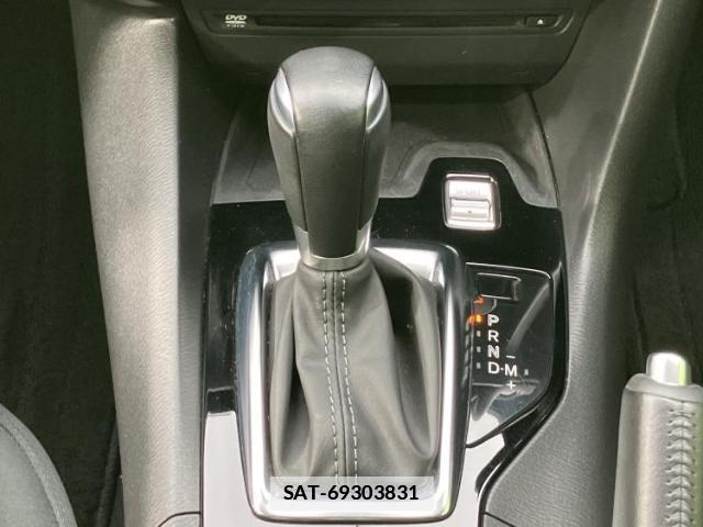 Mazda AXELA SPORT 2019-03 7822025-17